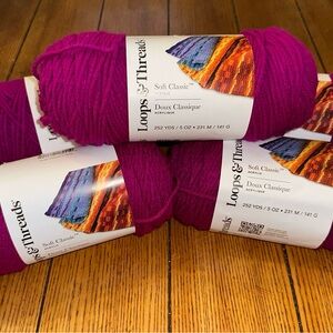 Loops & Threads Soft Classic Yarn - Neon Violet